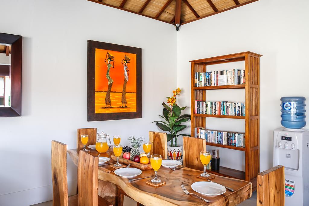 Samana Villas Legian Esterno foto