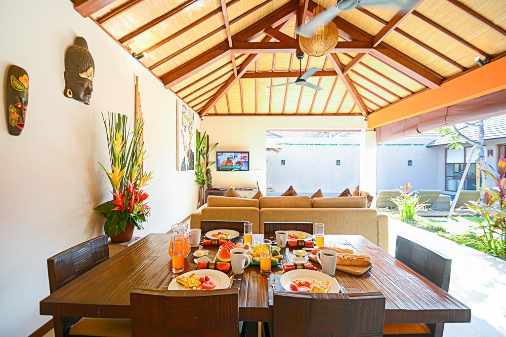 Samana Villas Legian Esterno foto